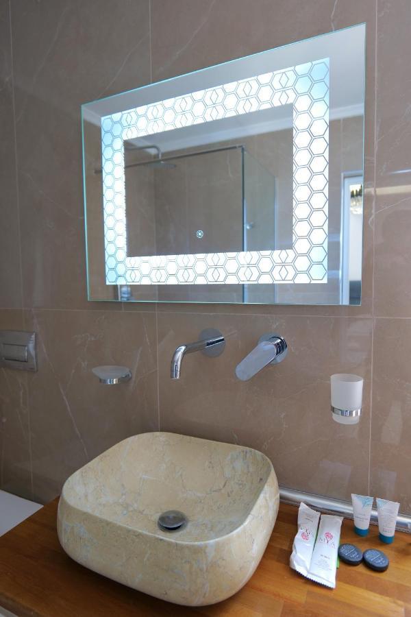 Saranda Luxury Apartments Exterior photo