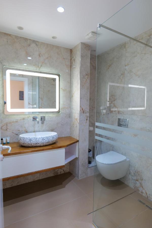 Saranda Luxury Apartments Exterior photo